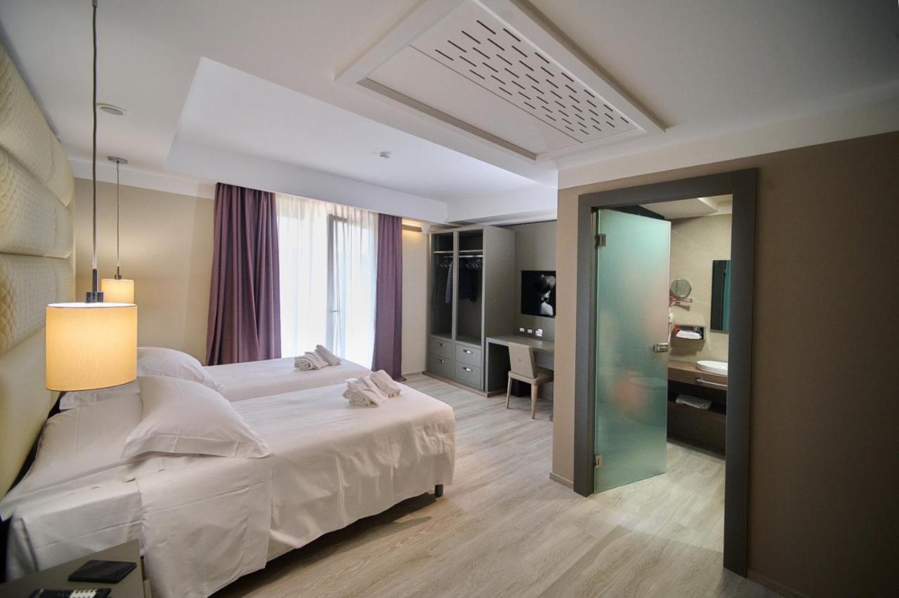 Park Hotel Le Dune Di Giovino Катандзаро Екстер'єр фото