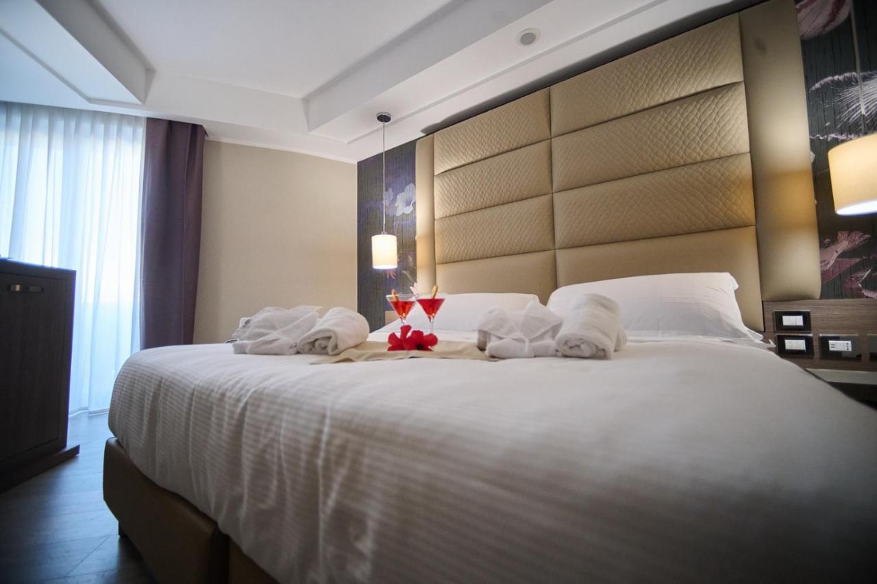 Park Hotel Le Dune Di Giovino Катандзаро Екстер'єр фото